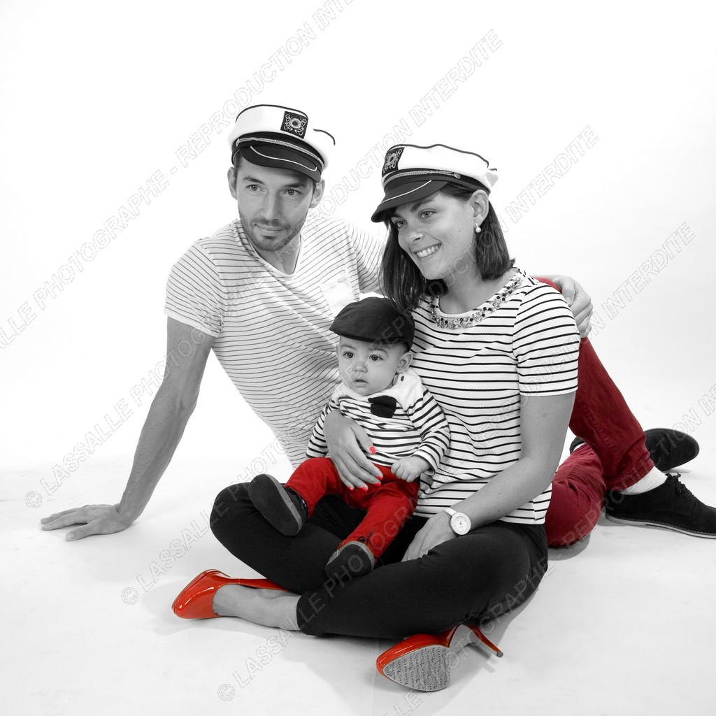 Portrait de famille en noir et blanc